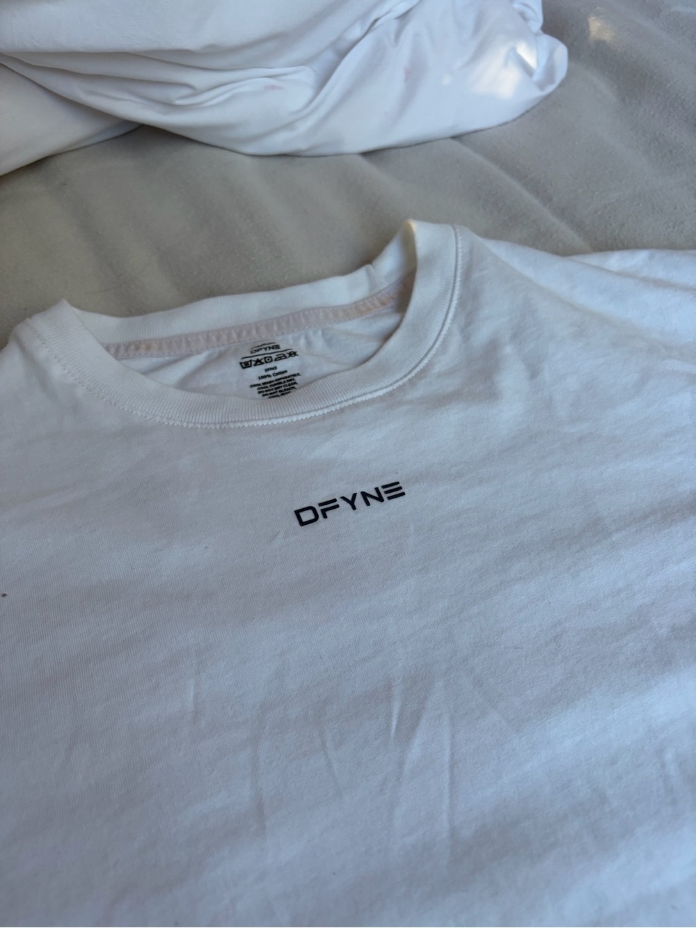 White Revive Boxy Tee dfyne top - Picture 3 of 4